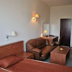 Hotel Plaza Warna