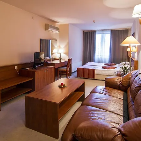 Plaza Отель Варна