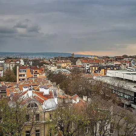 Plaza 3* Várna