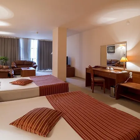 Plaza Hotel