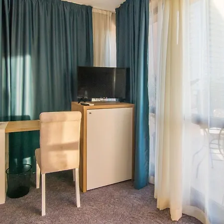 Plaza Готель 3*