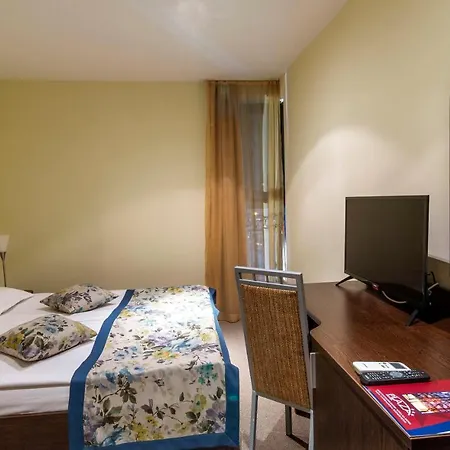 Plaza 3* Várna